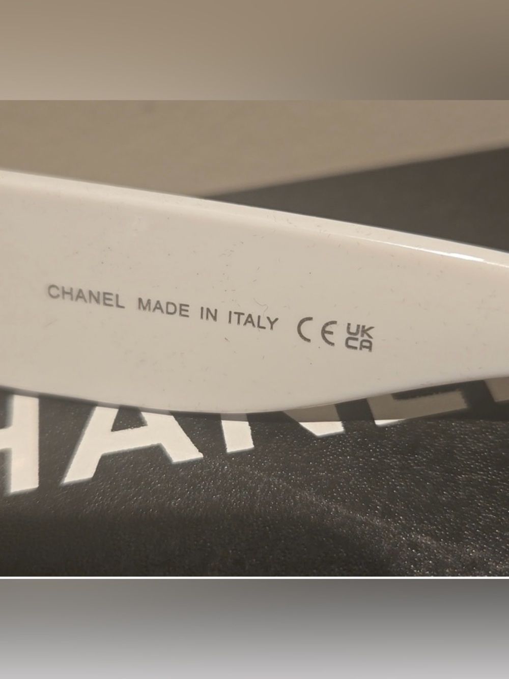 CHANEL Black & White Retro Cat-Eye Sunglasses - Picture 5 of 6